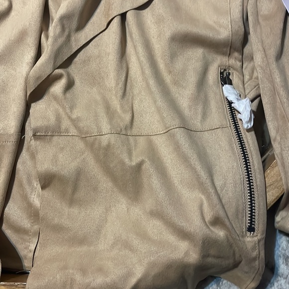 NWT Sofia Vergara Faux Suede Moto Jacket - Picture 9 of 9